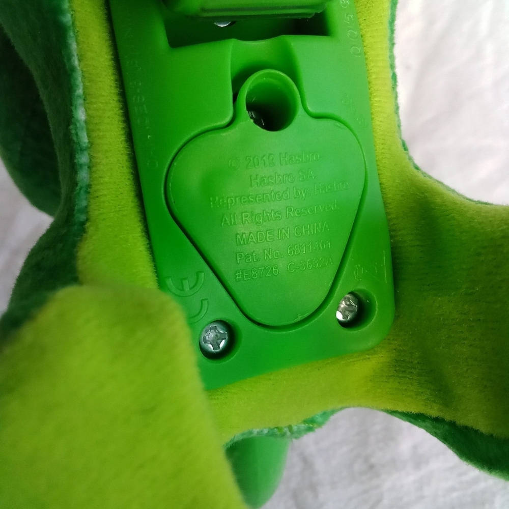 FurReal Friends Walkalots Big Wags Dino Toy - Picture 7 of 10